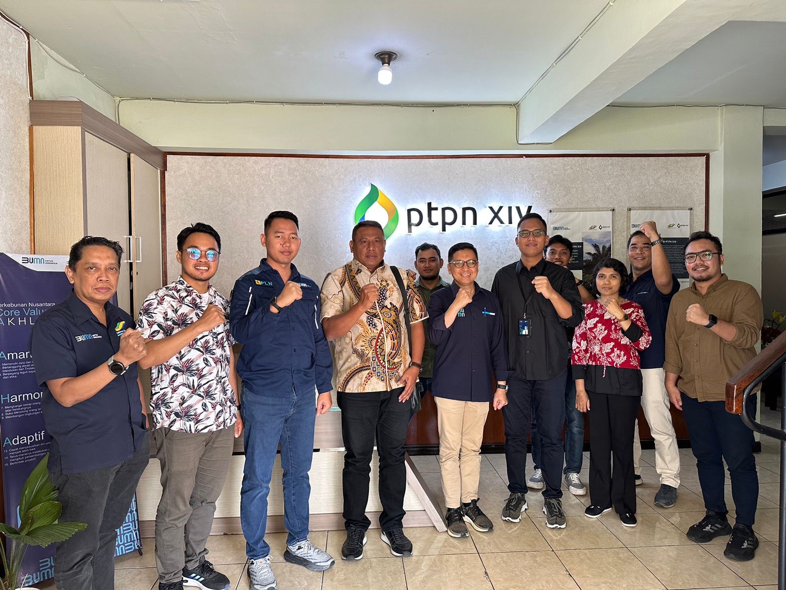 Kolaborasi ­PTPN XIV bersama PT PLN Wujudkan Pemerataan Listrik di Halmahera Utara dan Maluku Tengah