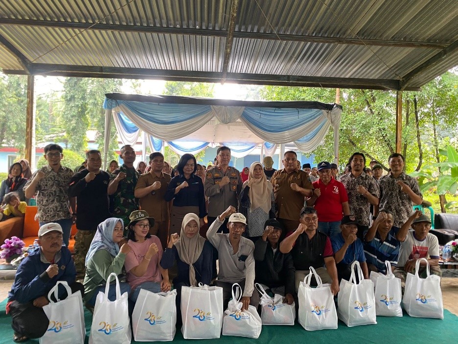HUT PTPN Group, Regional 7 PTPN I Bagikan Paket Sembako